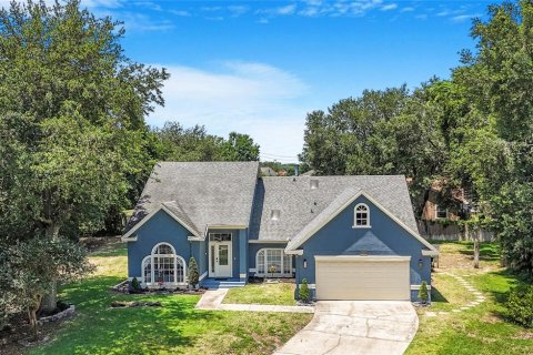 House in Orlando, Florida 4 bedrooms, 181.9 sq.m. № 1742625 - photo 1