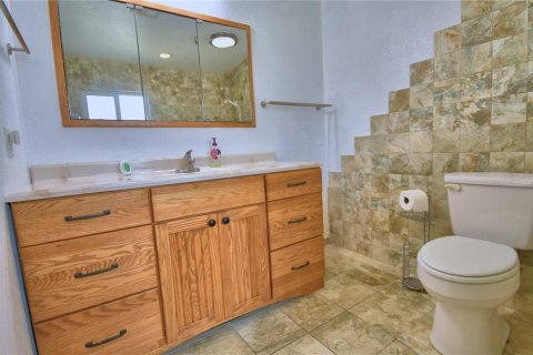 Casa en venta en Winter Haven, Florida, 3 dormitorios, 164.07 m2 № 1909947 - foto 30