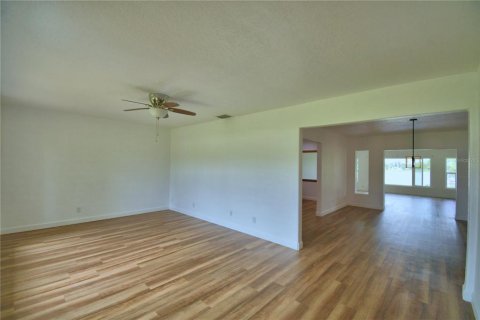 Casa en venta en Winter Haven, Florida, 3 dormitorios, 164.07 m2 № 1909947 - foto 7