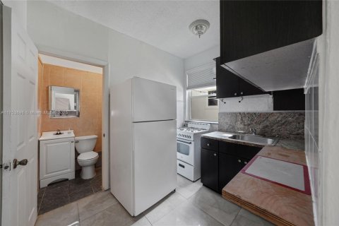 Commercial property in Miami, Florida 232.16 sq.m. № 1938381 - photo 28