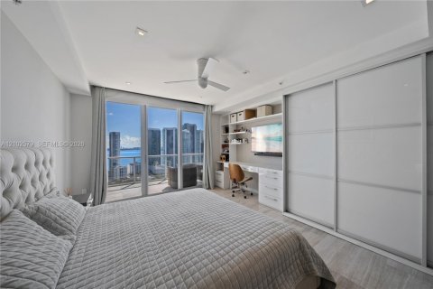 Copropriété à vendre à Miami, Floride: 3 chambres, 272.02 m2 № 2411218 - photo 28