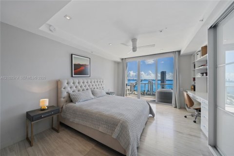 Copropriété à vendre à Miami, Floride: 3 chambres, 272.02 m2 № 2411218 - photo 27