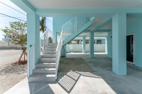 House in Key Largo, Florida 4 bedrooms № 1711851 - photo 18