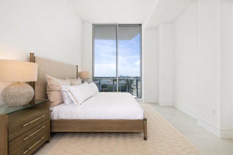 Condominio en venta en West Palm Beach, Florida, 3 dormitorios, 292.55 m2 № 2397831 - foto 24