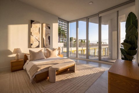 Condominio en West Palm Beach, Florida, 3 dormitorios  № 2397831
