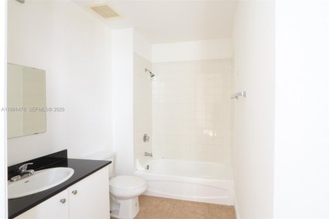 Copropriété à vendre à Miami, Floride: 2 chambres, 88.26 m2 № 2052673 - photo 21