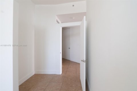 Copropriété à vendre à Miami, Floride: 2 chambres, 88.26 m2 № 2052673 - photo 24