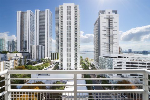 Copropriété à vendre à Miami, Floride: 2 chambres, 88.26 m2 № 2052673 - photo 2