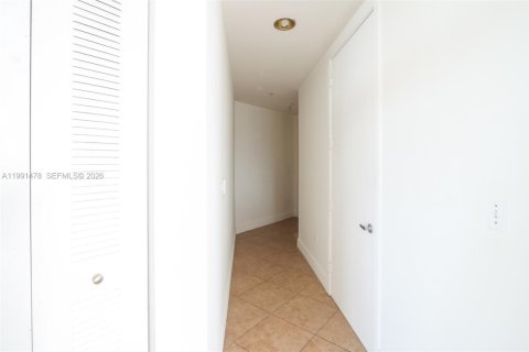 Copropriété à vendre à Miami, Floride: 2 chambres, 88.26 m2 № 2052673 - photo 26