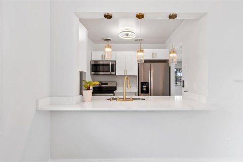 Villa ou maison à vendre à Spring Hill, Floride: 2 chambres, 119.75 m2 № 2277019 - photo 14