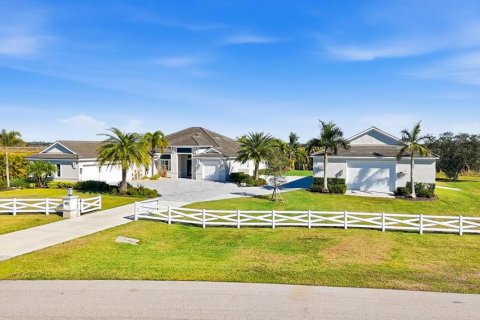 Casa en Sarasota, Florida 3 dormitorios, 321.35 m2 № 2131494