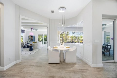 Villa ou maison à vendre à Sarasota, Floride: 3 chambres, 321.35 m2 № 2131494 - photo 28