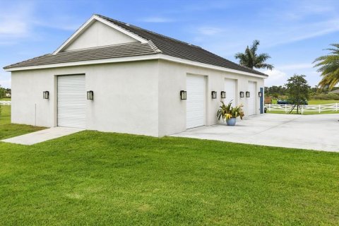 Villa ou maison à vendre à Sarasota, Floride: 3 chambres, 321.35 m2 № 2131494 - photo 6