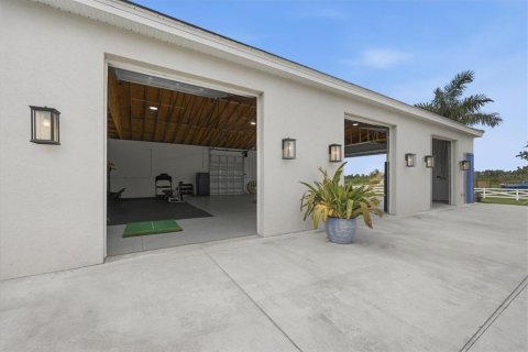 Villa ou maison à vendre à Sarasota, Floride: 3 chambres, 321.35 m2 № 2131494 - photo 8