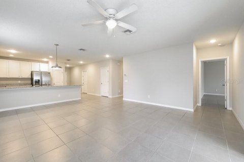 House in Kissimmee, Florida 4 bedrooms, 158.58 sq.m. № 1870900 - photo 4