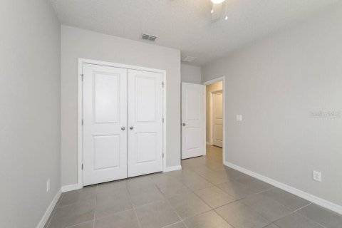 House in Kissimmee, Florida 4 bedrooms, 158.58 sq.m. № 1870900 - photo 12
