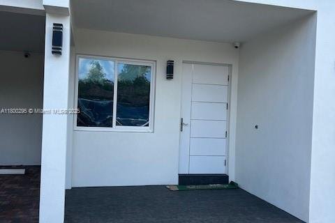 Casa en venta en Miami Gardens, Florida, 3 dormitorios, 111.95 m2 № 1861916 - foto 2