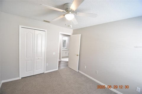 Casa en alquiler en Brandon, Florida, 3 dormitorios, 172.43 m2 № 1915596 - foto 28