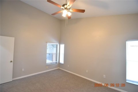 House in Brandon, Florida 3 bedrooms, 172.43 sq.m. № 1915596 - photo 18
