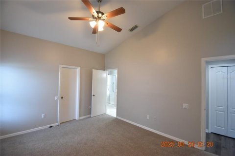 Casa en alquiler en Brandon, Florida, 3 dormitorios, 172.43 m2 № 1915596 - foto 20