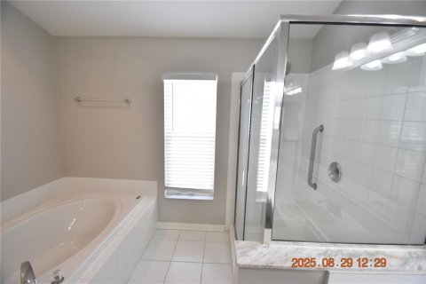 Casa en alquiler en Brandon, Florida, 3 dormitorios, 172.43 m2 № 1915596 - foto 23