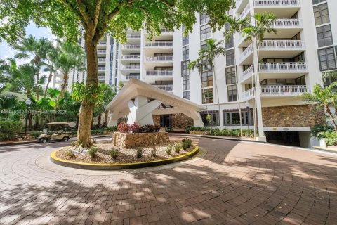 Condominio en venta en Miami, Florida, 2 dormitorios, 141.21 m2 № 1851986 - foto 1