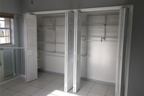 Condominio en venta en Hollywood, Florida, 2 dormitorios, 74.32 m2 № 2033244 - foto 24