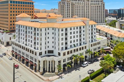 Copropriété à vendre à Coral Gables, Floride: 3 chambres, 124.21 m2 № 2001323 - photo 17