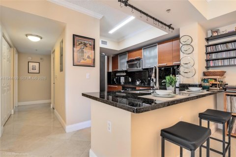 Copropriété à vendre à Coral Gables, Floride: 3 chambres, 124.21 m2 № 2001323 - photo 4