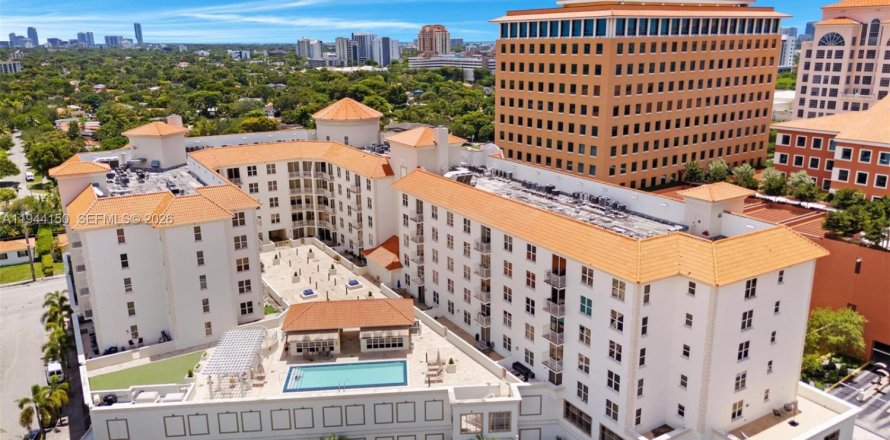 Condo à Coral Gables, Floride, 3 chambres  № 2001323