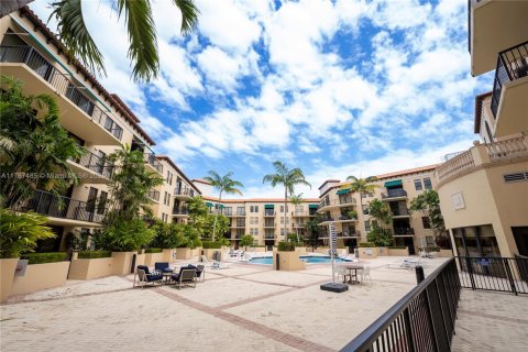 Condo in Coral Gables, Florida, 2 bedrooms  № 1868696 - photo 25
