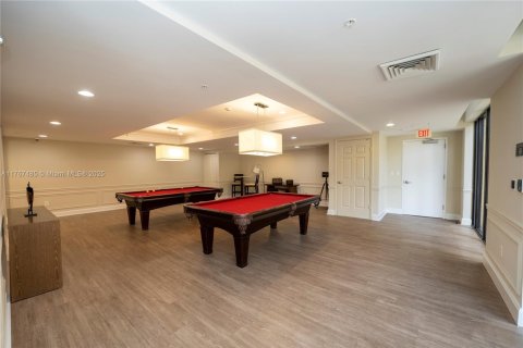 Condo in Coral Gables, Florida, 2 bedrooms  № 1868696 - photo 23