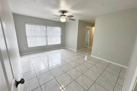Casa en venta en Orlando, Florida, 3 dormitorios, 133.87 m2 № 2299442 - foto 9