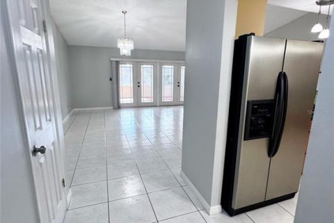 Casa en venta en Orlando, Florida, 3 dormitorios, 133.87 m2 № 2299442 - foto 3