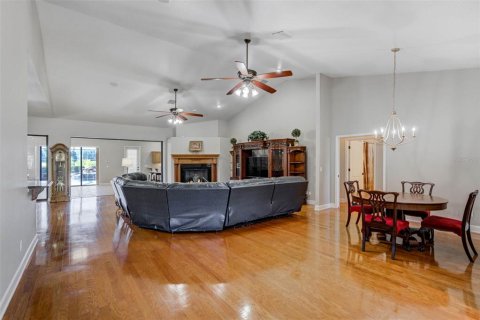 Casa en venta en Plant City, Florida, 4 dormitorios, 602.94 m2 № 1636811 - foto 13
