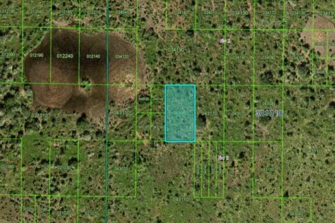 Terreno en venta en Frostproof, Florida № 2164035 - foto 2