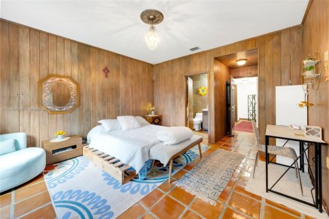Villa ou maison à vendre à Miami, Floride: 5 chambres, 299.52 m2 № 1867205 - photo 10