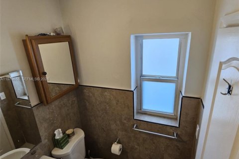 Снять в аренду кондоминиум в Майами-Бич, Флорида 1 спальня, 54.16м2, № 2046451 - фото 12