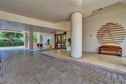 Condo in Aventura, Florida, 3 bedrooms  № 1971866 - photo 11