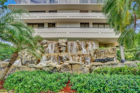 Condo in Aventura, Florida, 3 bedrooms  № 1971866 - photo 10
