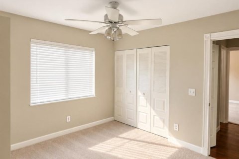 Villa ou maison à louer à Port St. Lucie, Floride: 3 chambres, 253.16 m2 № 2439213 - photo 7