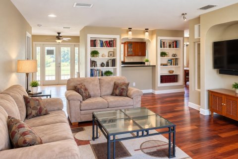 Villa ou maison à louer à Port St. Lucie, Floride: 3 chambres, 253.16 m2 № 2439213 - photo 2