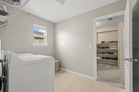 Casa en venta en Bradenton, Florida, 4 dormitorios, 300.45 m2 № 2386086 - foto 29