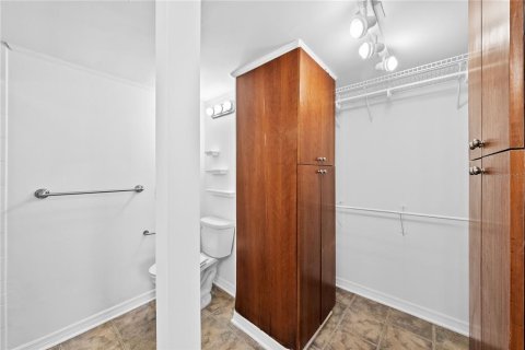 Copropriété à louer à Tampa, Floride: 2 chambres, 105.54 m2 № 1807222 - photo 13