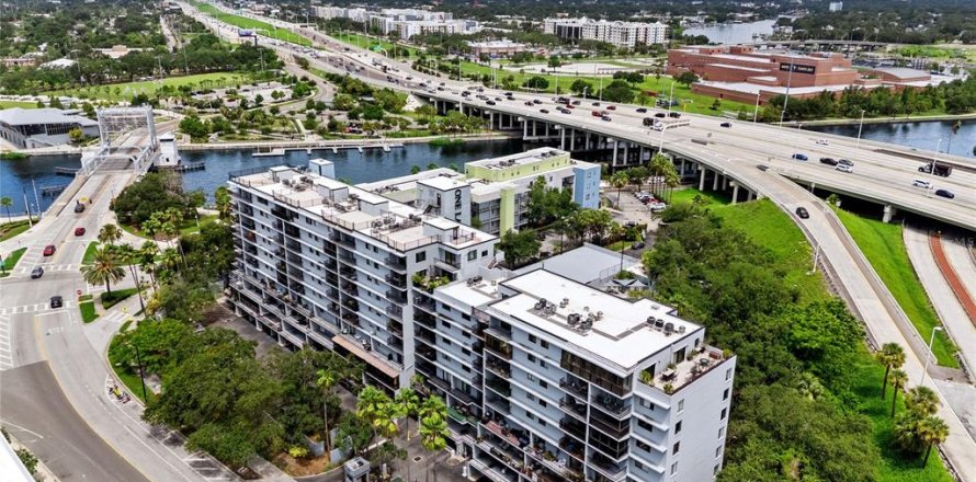 Condo à Tampa, Floride, 2 chambres № 1807222