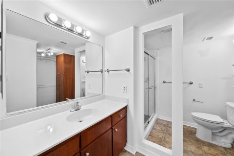 Copropriété à louer à Tampa, Floride: 2 chambres, 105.54 m2 № 1807222 - photo 12
