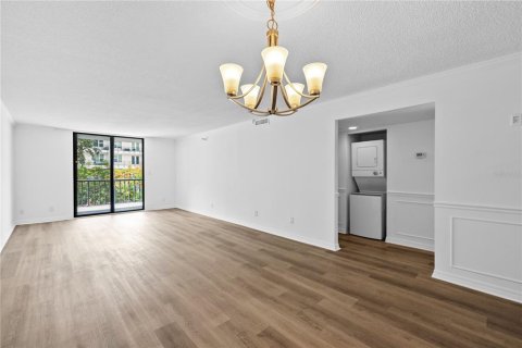 Copropriété à louer à Tampa, Floride: 2 chambres, 105.54 m2 № 1807222 - photo 6