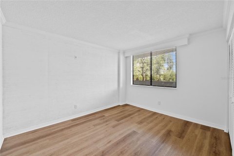 Copropriété à louer à Tampa, Floride: 2 chambres, 105.54 m2 № 1807222 - photo 17