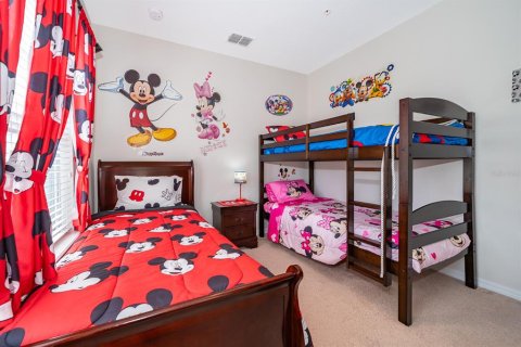 Townhouse in Kissimmee, Florida 4 bedrooms, 157.38 sq.m. № 2098959 - photo 10