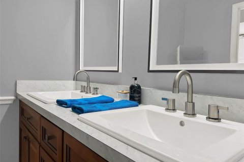 Casa en venta en Kissimmee, Florida, 4 dormitorios, 164.44 m2 № 1662315 - foto 21